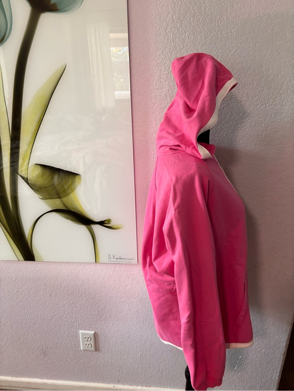 Pink zip up hoodie size medium - Picture 2 of 4